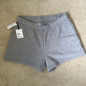 Aritzia boyfriend style sweat shorts, size small NWT